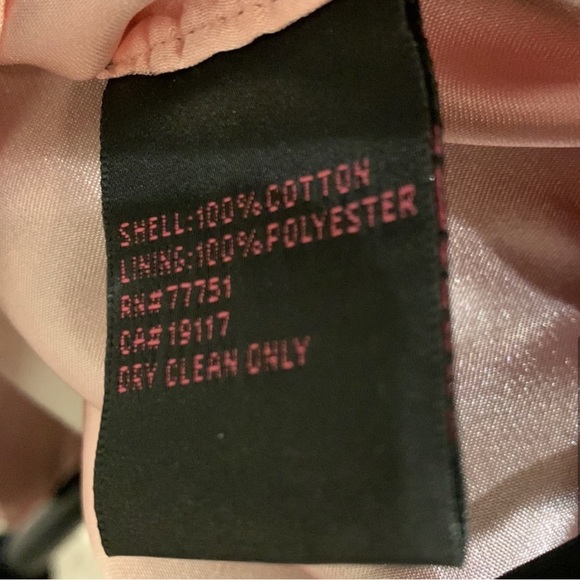 Size 8 lace fit and flare dress - Picture 6 of 6